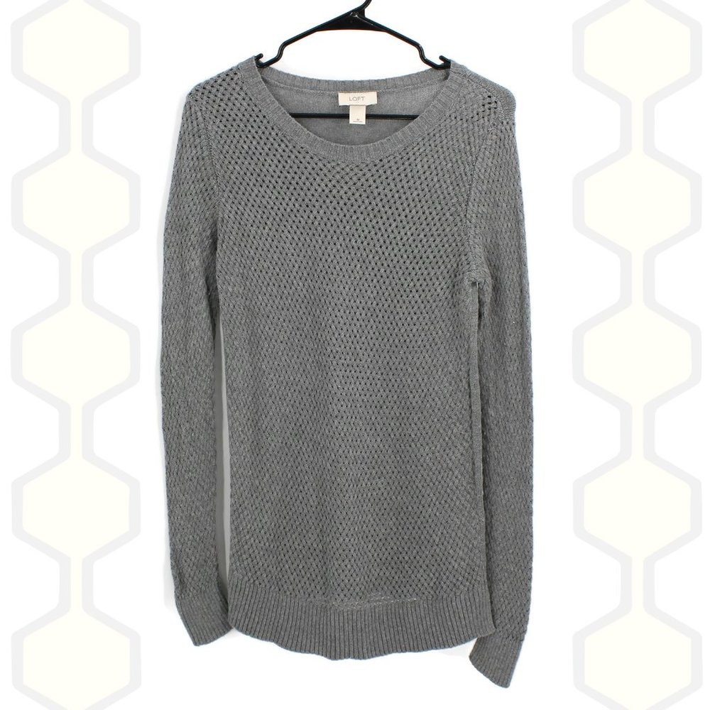 🐝 3/$25 LOFT Sweater Gray Knit M
